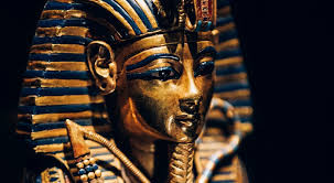 Một số người cho rằng, nhờ có chiếc cốc "ước nguyện" mà lăng mộ của pharaoh Tutankhamun không bị những tên trộm mộ tìm thấy và quấy nhiễu.