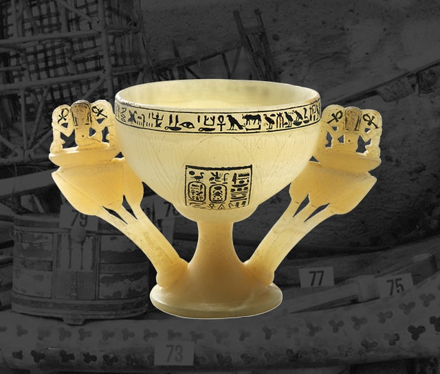 Sở dĩ ông Carter gọi như vậy là vì bên trên chiếc cốc có khắc nội dung: "Nếu ngươi tình nguyện quay mặt về phía gió phương Bắc, sau một vài năm, ước nguyện của ngươi sẽ được thực hiện".