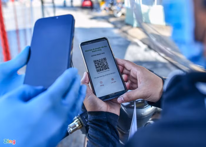 Vì vậy, các app chuyên ngành hoặc một số app có phần tính năng liên quan đến phòng chống dịch thì người dùng căn cứ trên nhu cầu của bản thân để cài đặt và sử dụng. Ảnh: Zing.