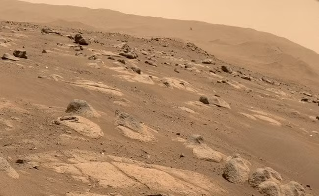 Những yếu tố này có thể khiến âm thanh truyền đến tai con người chậm hơn một chút so với khi ở Trái đất.