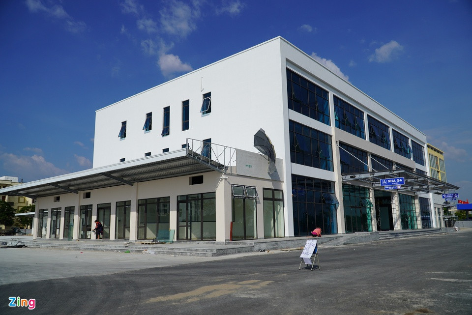 Giai đoạn 2 của dự án đang dần hoàn thiện với hạng mục nhà ga hành khách 3 tầng.