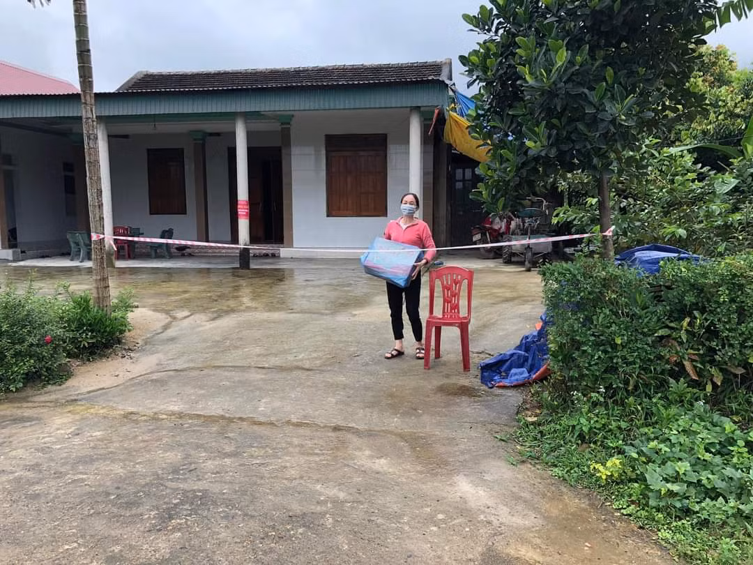 Theo Trung tâm Kiểm soát bệnh tật tỉnh Hà Tĩnh, từ 18h ngày 19/2 đến 18h ngày 20/2, tỉnh này có 689 ca mắc COVID-19, trong đó 510 ca cộng đồng. 179 trường hợp mắc COVID-19 còn lại đã được cách ly trước đó. Như vậy, từ 1/1/2022 đến nay, Hà Tĩnh phát hiện 7.592 ca mắc COVID-19.