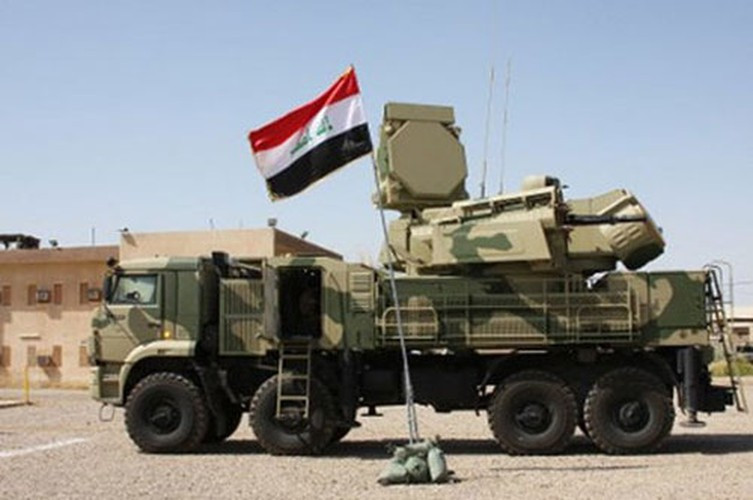 Không chỉ có vậy, tên lửa 57E6 của Pantsir-S1 chỉ đạt hiệu suất trúng đích có vỏn vẹn 19% khi đối đầu với mục tiêu có quỹ đạo bay khá đơn giản và tốc độ chậm như UAV cảm tử.