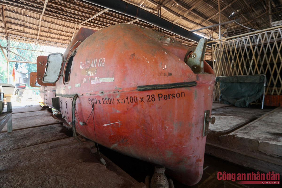 Ông Dương Văn Đôn - giám đốc bảo tàng chia sẻ: "Tôi bắt đầu sưu tầm hiện vật từ khoảng năm 2008, tất cả bắt nguồn từ ông và bố của tôi đều là cựu chiến binh và hai cụ cũng có giữ lại một số kỷ vật chiến tranh ngày xưa. Hồi bé tôi rất thích ngắm nhìn những thứ đó và dần dần khi lớn lên tôi lại càng đam mê hơn.