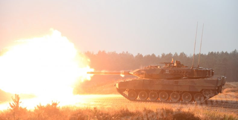 Theo tính toán của các chuyên gia từ tờ Military Update, các xe tăng Leopard 2 của Đức và Abrams của Mỹ, đều có khả năng tiêu diệt xe tăng Nga ở khoảng cách trung bình.