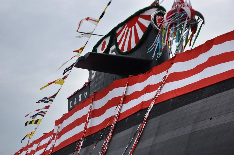 Điểm vượt trội nhất của loại tàu ngầm Nhật Bản này, đó là chúng sử dụng pin nhiên liệu Lithium-ion. Đây là loại pin tương tự như pin sử dụng trên điện thoại di động, laptop.