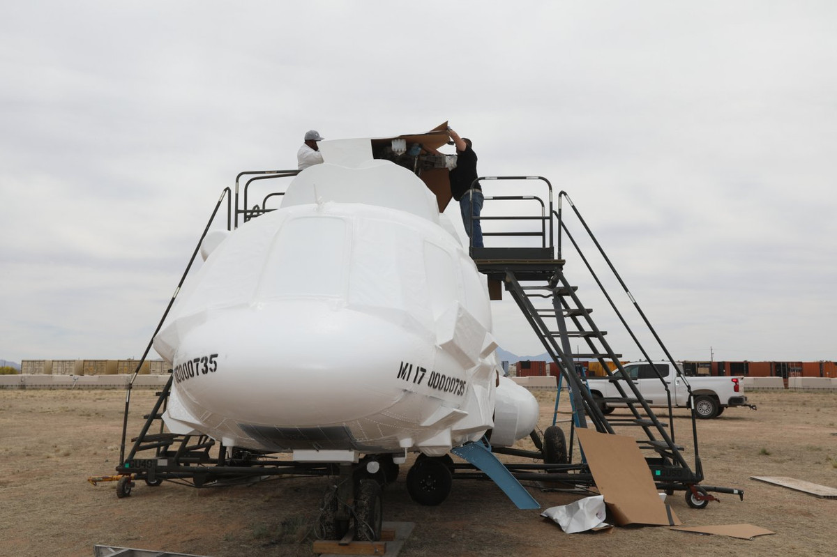 Khi Tổng thống Biden nhắc tới gói viện trợ quân sự trị giá 800 triệu USD cho Kiev, kèm theo đó là những trực thăng đa dụng Mi-17, nhiều người đã đoán rằng những trực thăng này có nguồn gốc từ Afghanistan.