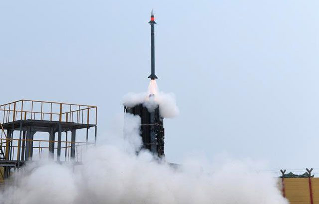 Điểm quan trọng nhất của tên lửa phòng không Barak 8 đó là nó có hệ thống radar phủ 360 độ. Điều này có nghĩa, một dàn tên lửa Barak 8 có khả năng bao phủ một khu vực rộng lớn gấp 3 lần so với các loại tên lửa phòng không hiện đại nhất mà Mỹ đang sở hữu ngày nay.