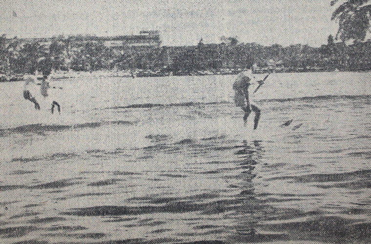 Lướt ván trên hồ, môn thể thao giải trí được biểu diễn trong lễ duyệt binh, diễu binh, diễu hành mừng chiến thắng.