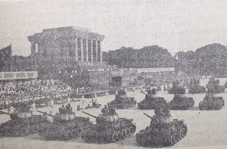 Lực lượng tăng thiết giáp hùng hậu với xe tăng T-34, T-54 đã tham gia chiến đấu và góp phần giành thắng lợi lớn trong giải phóng đất nước.