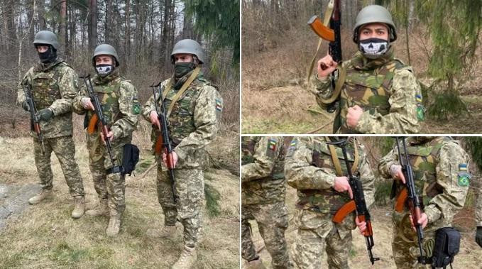 Theo công bố, tên lửa Nga đã đánh trúng điểm tập kết tạm thời các lính đánh thuê thuộc “Quân đoàn viễn chinh nước ngoài” của Ukraine ở điểm dân cư Konstantinovka, kết quả là có tới 250 tay súng người nước ngoài đã bị tiêu diệt, 7 xe bọc thép và 12 xe đặc chủng đã bị phá huỷ.