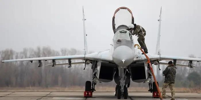 Tuy là một chiến đấu cơ hạng nhẹ đáng gờm, nhưng MiG-29 cũng có những điểm yếu nhất định, trong đó phải kể đến là hệ thống radar.
