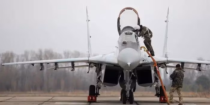 Tuy là một chiến đấu cơ hạng nhẹ đáng gờm, nhưng MiG-29 cũng có những điểm yếu nhất định, trong đó phải kể đến là hệ thống radar.