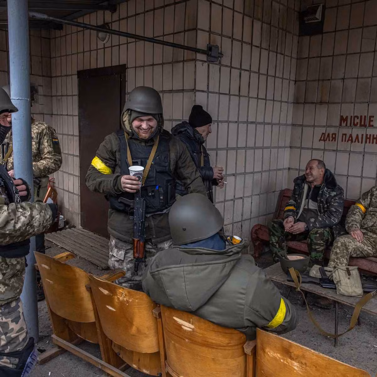 Con số này ít hơn nhiều so với các thống kê được đưa ra trước đây, tuy nhiên báo cáo chỉ rõ, con số này bao gồm lính tình nguyện nước ngoài trực tiếp tham chiến - thay vì những tình nguyện viên chỉ phục vụ công việc hậu cần ở tuyến sau.