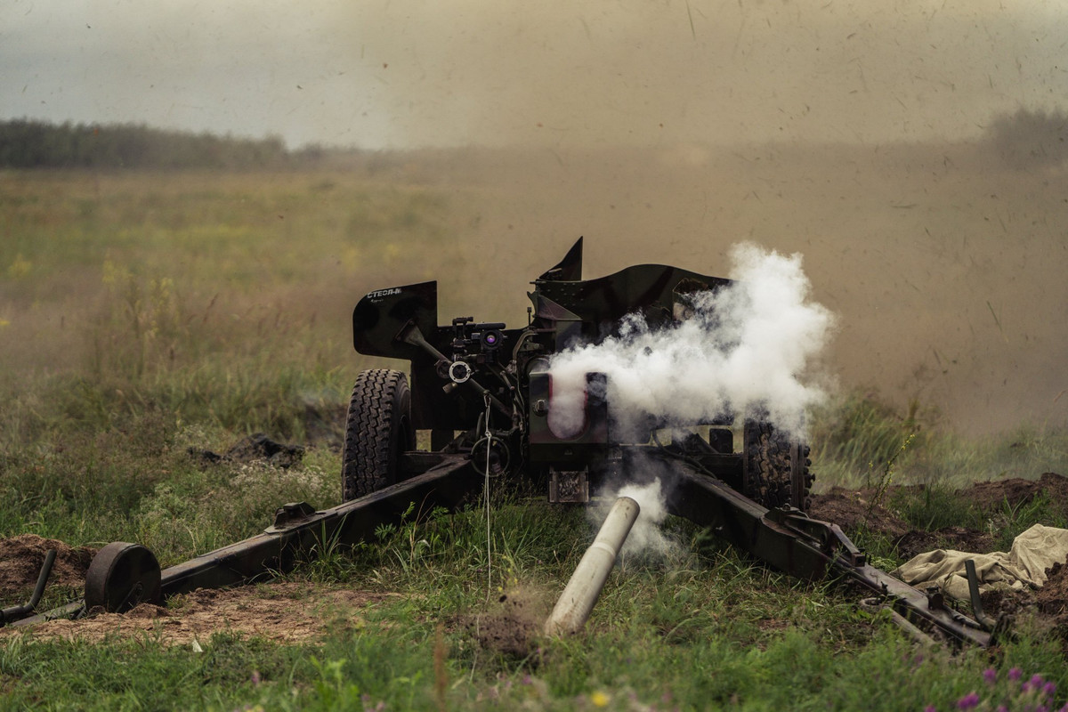 Tuy không còn khả năng đối đầu với xe tăng của đối phương, các loại pháo chống tăng như MT-12 Rapira vẫn có thể cung cấp hỏa lực tốt trên chiến trường, tấn công bộ binh, thiết giáp nhẹ hoặc công trình phòng thủ của đối phương.