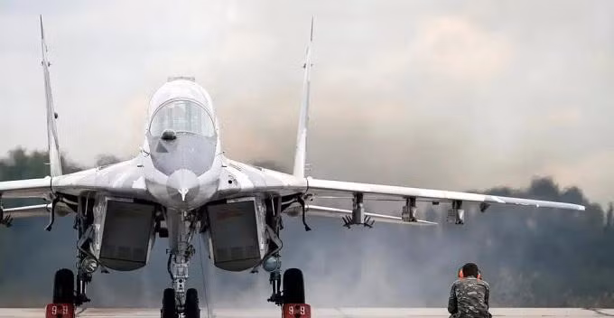 Các máy bay chiến đấu MiG-29 của Ukraine được nâng cấp để sử dụng tên lửa chống radar AGM-88 HARM, vì vậy không loại trừ khả năng tên lửa diệt hạm AGM-84 cũng sẽ được Mỹ cung cấp cho Kiev, tích hợp lên chiến đấu cơ này.