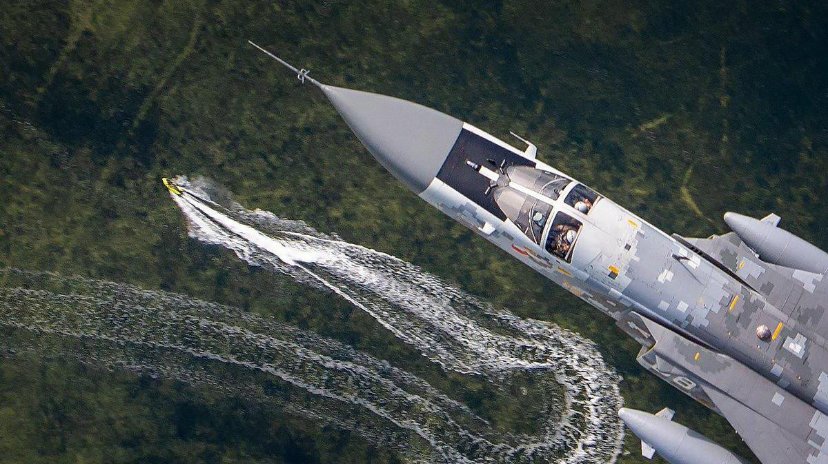 Trước đó Mỹ cũng đã công khai thừa nhận việc họ chuyển giao tên lửa diệt radar cho Ukraine để nước này tăng cường năng lực kháng Nga.