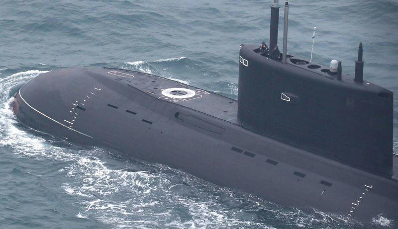 Tàu ngầm phi hạt nhân lớp Kilo 636 thuộc thế hệ thứ ba (đây là thế hệ tàu ngầm tiên tiến nhất thế giới hiện nay).