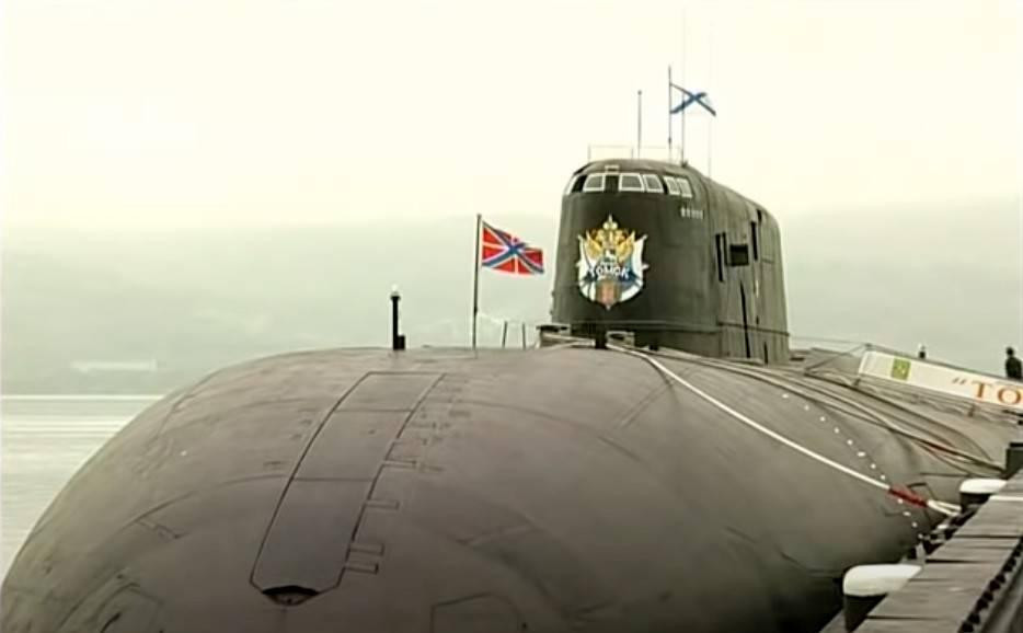 Cựu Đô đốc Vladimir Komoedov khẳng định: “Chúng ta cần tiếp tục làm việc để thành lập các nhóm tác chiến hải quân, không chỉ vũ khí mà còn những cán bộ chuyên nghiệp, biết cách quản lý và điều phối một cách hợp lý nhất".