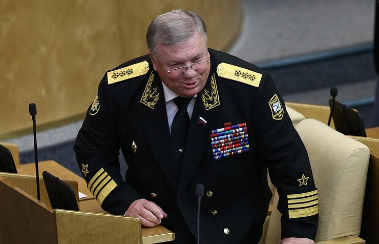 Nhận xét trên đã được cựu Tư lệnh Hạm đội Biển Đen - Đô đốc Vladimir Komoedov trình bày trong một cuộc trả lời phỏng vấn với tờ báo PolitRussia của Nga.