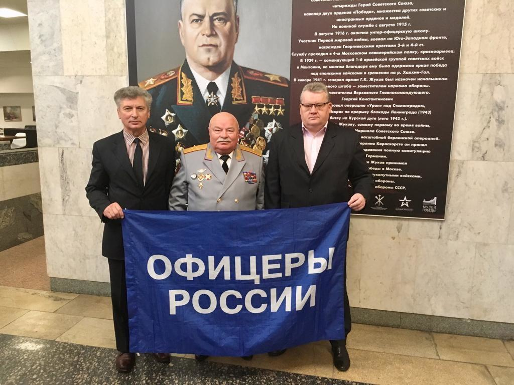 Warsaw không đạt được thành công trong việc phát triển vũ khí. Điều duy nhất Ba Lan đang làm là sản xuất thiết bị quân sự từ thời Liên Xô theo giấy phép mà họ nhận được trước đó.