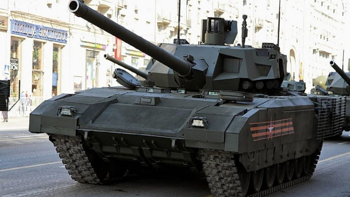 Được coi là xe tăng chủ lực thế hệ mới, T-14 Armata có thiết kế khác hoàn toàn so với "lối mòn" thiết kế xe tăng - vốn đã tồn tại hàng trăm năm nay.