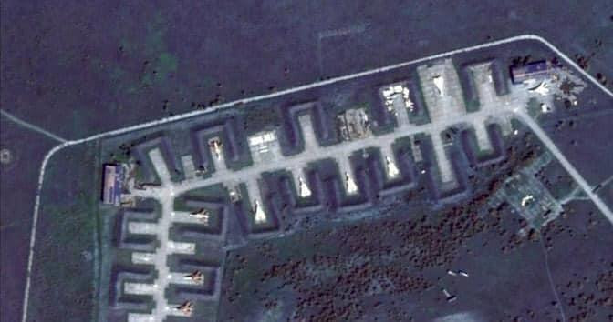 Tổng tư lệnh quân đội Ukraine xác nhận, cuộc tấn công vào căn cứ không quân Saky của Nga là "cuộc tấn công tổng hợp" diễn ra vào ngày 9/8 và khiến 10 máy bay chiến đấu của Nga "ngừng hoạt động".