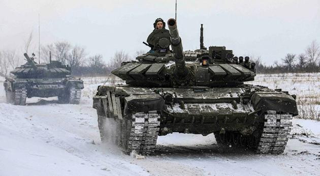 “Ở khu vực Rechitsa, lực lượng bộ binh cơ giới Nga đã đập tan những cuộc không kích giả định của đối phương, thực hiện các nhiệm vụ duy trì khả năng sống sót trên chiến trường, chạy thoát khỏi vòng vây và quay trở lại các vị trí phòng thủ, cũng như vượt qua các chướng ngại vật được đặt trên mặt sông Pripyat”, thông cáo cho biết thêm.