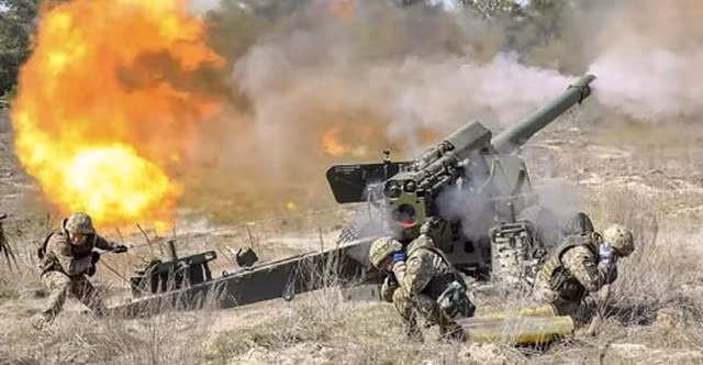 Ngoài các thao trường gần biên giới với Ukraine, liên quân Nga - Belarus cũng diễn tập tại các thao trường gần Ba Lan và Litva, cả hai nước này đều là thành viên của NATO.