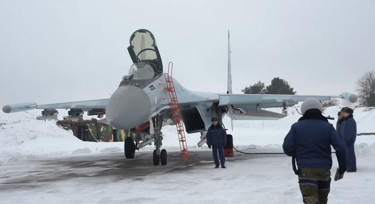 Tuy nhiên, Ukraine và nhiều lãnh đạo phương Tây hoài nghi tuyên bố của Nga, khi nói rằng không thấy bằng chứng Moscow rút quân.