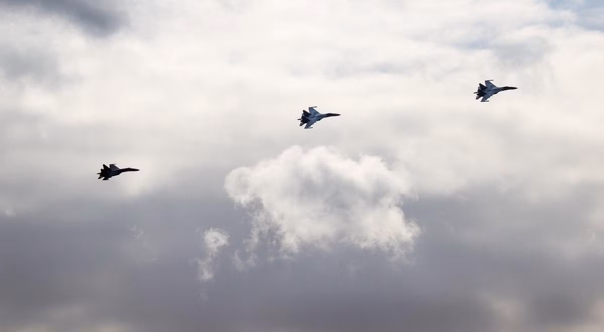 Điện Kremlin cáo buộc phương Tây đang cố gắng làm suy yếu an ninh Nga bằng cách kéo gần Ukraine về phía NATO.