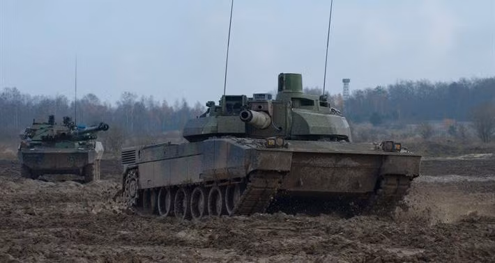 Tuy số lượng xe tăng Pháp đang trang bị rất ít, nhưng không thể phủ nhận sức chiến đấu đáng gờm của loại xe tăng này.