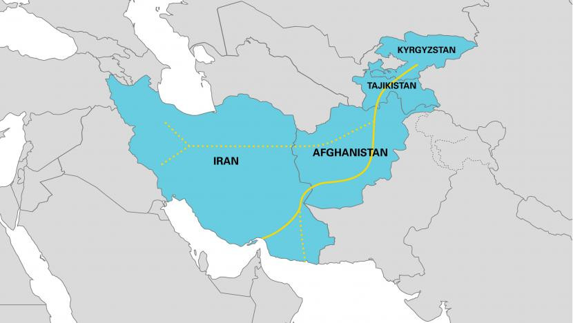 Đường ra biển gần nhất của cả hai quốc gia này là qua ngả Afghanistan và Iran. Có thể nói, vị trí địa lý của cả Kyrgyzstan và Tajikistan là cực kỳ "hiểm nghèo", khi đây là hai trong số ít các quốc gia trên thế giới hoàn toàn không giáp biển và nằm cách xa đại dương.