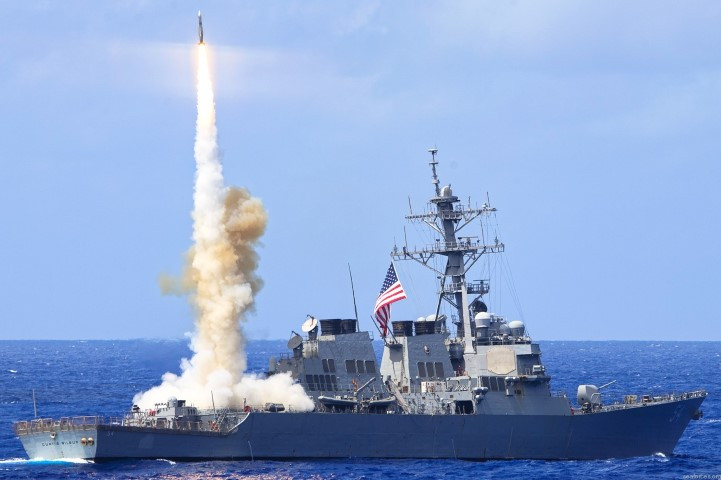 Tuy nhiên, nếu bị tên lửa đạn đạo liên lục địa ICBM hạng nặng của đối phương tấn công, tên lửa đánh chặn Standard sẽ không thể chống đỡ nổi. Tổ hợp tên lửa Standard chủ yếu là để tác chiến với tên lửa tầm ngắn và tầm trung.