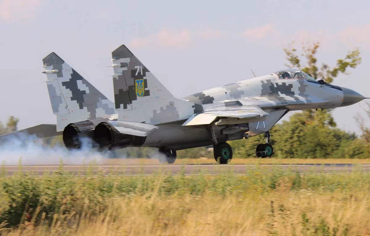 Về cơ bản, chiến đấu cơ MiG-29 của Ukraine có thể "ngồi chung mâm" với các tiêm kích Nga đang tham chiến tại đây. Ngoài ra, với sự hỗ trợ của những loại vũ khí phòng không tầm xa, không quân và phòng không Ukraine vẫn gây ít nhiều khó dễ cho phía Nga.