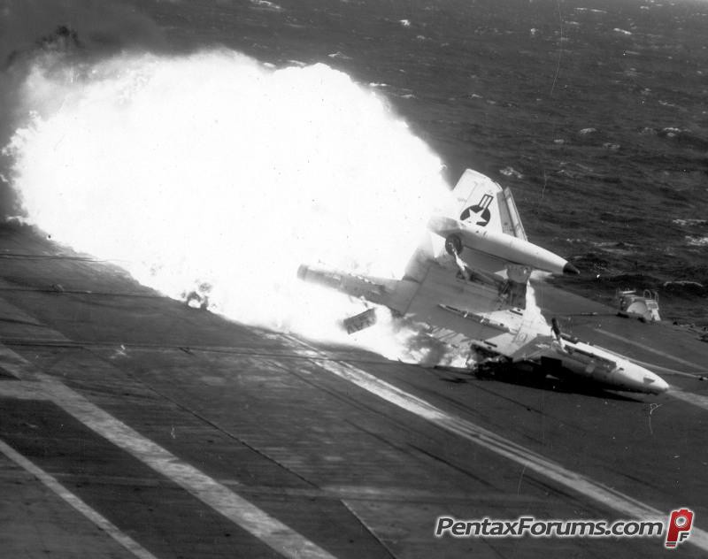 Đứng ở vị trí kế tiếp trong bảng xếp hàng các loại máy bay "rụng" nhiều nhất ở Việt Nam là cường kích cơ Douglas A-4 Skyhawk với 282 chiếc bị hạ trong đó 195 chiếc bị thiệt hại trong giao tranh.