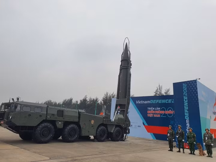 Tên lửa đạn đạo Scud - đây là loại tên lửa đạn đạo do Liên Xô sản xuất và viện trợ cho Việt Nam trong giai đoạn những năm 80. Ảnh: Kông Anh - Trà Khánh/VTCnews.