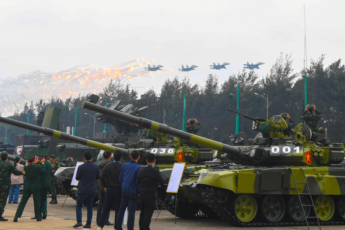 Màn trình diễn ấn tượng của tốp chiến đấu cơ Su-30MKII trong biên chế lực lượng Không quân Nhân dân Việt Nam. Ảnh: ĐẬU TIẾN ĐẠT/Thanh Niên.