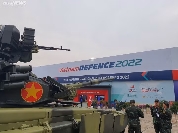 Dàn vũ khí hạng nặng của Việt Nam tại triển lãm Quốc phòng 2022 Dan vu khi hang nang cua Viet Nam tai trien lam Quoc phong 2022