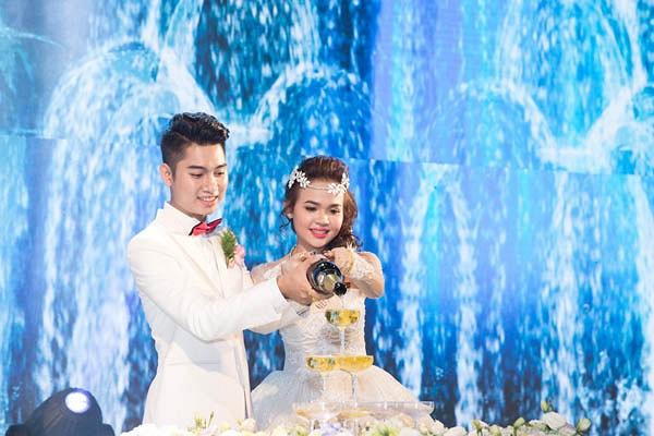 Sao hang A chang ngai hat dam cuoi: Cat-xe ai dinh chop?-Hinh-12