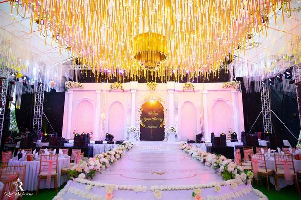 Sao hang A chang ngai hat dam cuoi: Cat-xe ai dinh chop?-Hinh-6