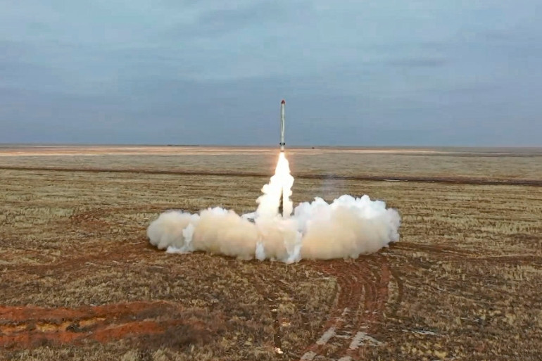 Ngay lập tức vào ngày thứ tư của chiến dịch quân sự đặc biệt, Tổng thống Nga Putin đã đặt lực lượng răn đe của Nga vào trạng thái sẵn sàng chiến đấu.