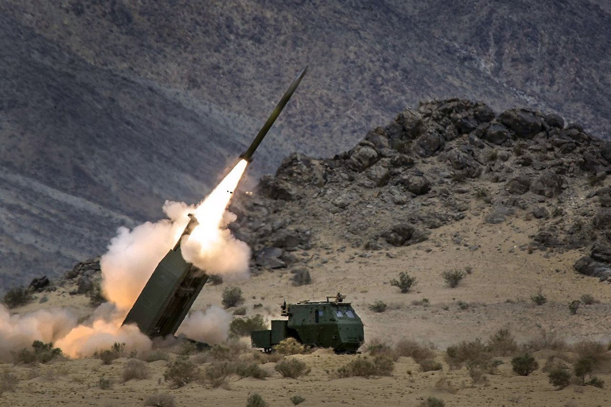 Các loại vũ khí chống bức xạ đòi hỏi công nghệ chế tạo rất cao, ít quốc gia trên thế giới sở hữu được công nghệ này. Bản thân các loại tên lửa chống bức xạ hiện đại của Mỹ hiện nay được cho là rất khó để đánh chặn.