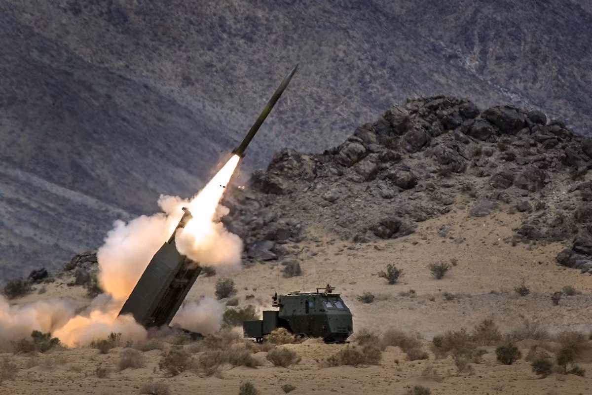 Các loại vũ khí chống bức xạ đòi hỏi công nghệ chế tạo rất cao, ít quốc gia trên thế giới sở hữu được công nghệ này. Bản thân các loại tên lửa chống bức xạ hiện đại của Mỹ hiện nay được cho là rất khó để đánh chặn.