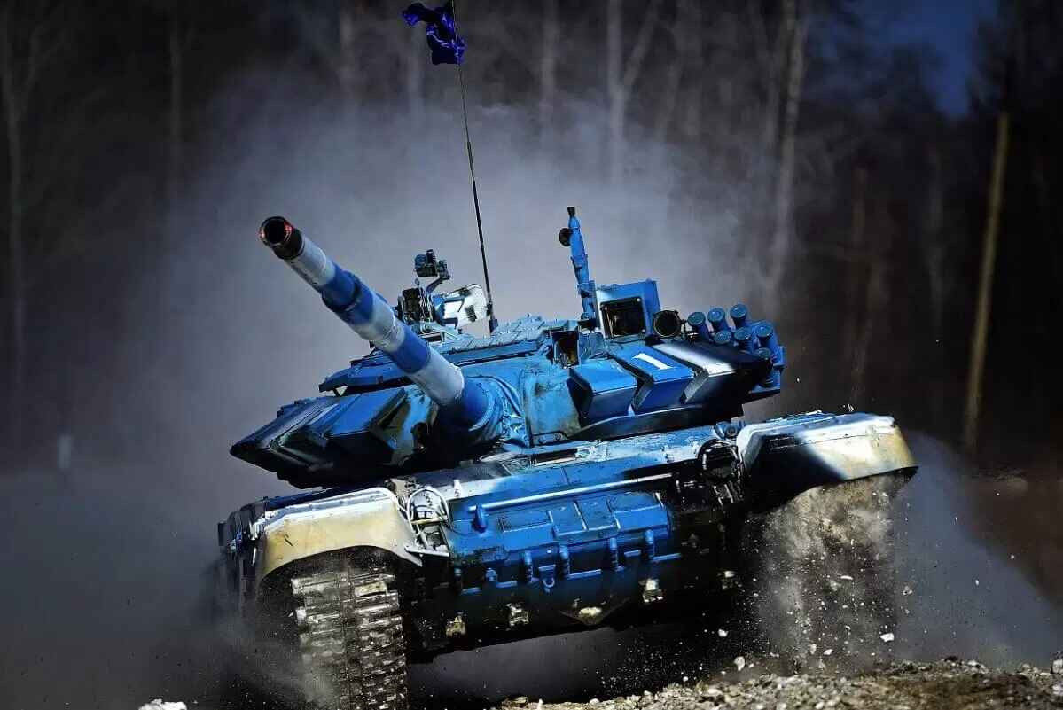 Xe tăng T-72B3 nước chủ nhà cung cấp cho các đội thi đấu. Ảnh: Tank Driving.