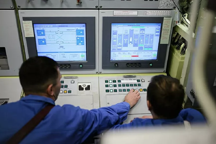 Sau khi cải tiến sâu, tàu K-560 Severodvinsk đã được trang bị gần như toàn bộ với máy tính điện tử và hệ thống điều khiển tự động.