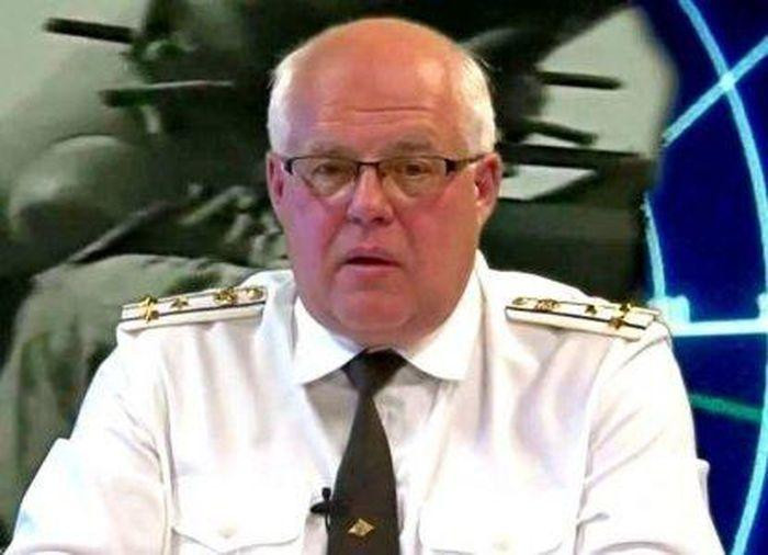 Theo ông Khatylev, để tạo ra một hệ thống phòng không thống nhất của Liên minh châu Âu, vấn đề cần được tiếp cận một cách toàn diện. EU cần quyết định họ sẽ sử dụng vũ khí gì, ai sẽ sản xuất chúng, đây là vấn đề sẽ gây ra tranh cãi.