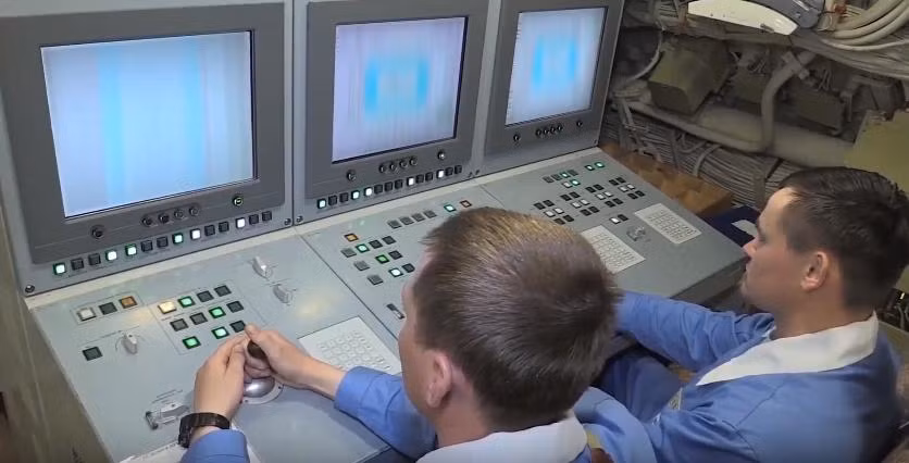 Đã có số liệu ước tính rằng nếu giải phóng hết đương lượng nổ ở những đầu đạn nhiệt hạch mang theo, một tàu ngầm Borey có thể tạo ra sức tàn phá lớn hơn số bom đạn dùng trong cả cuộc Chiến tranh thế giới thứ hai cộng lại.