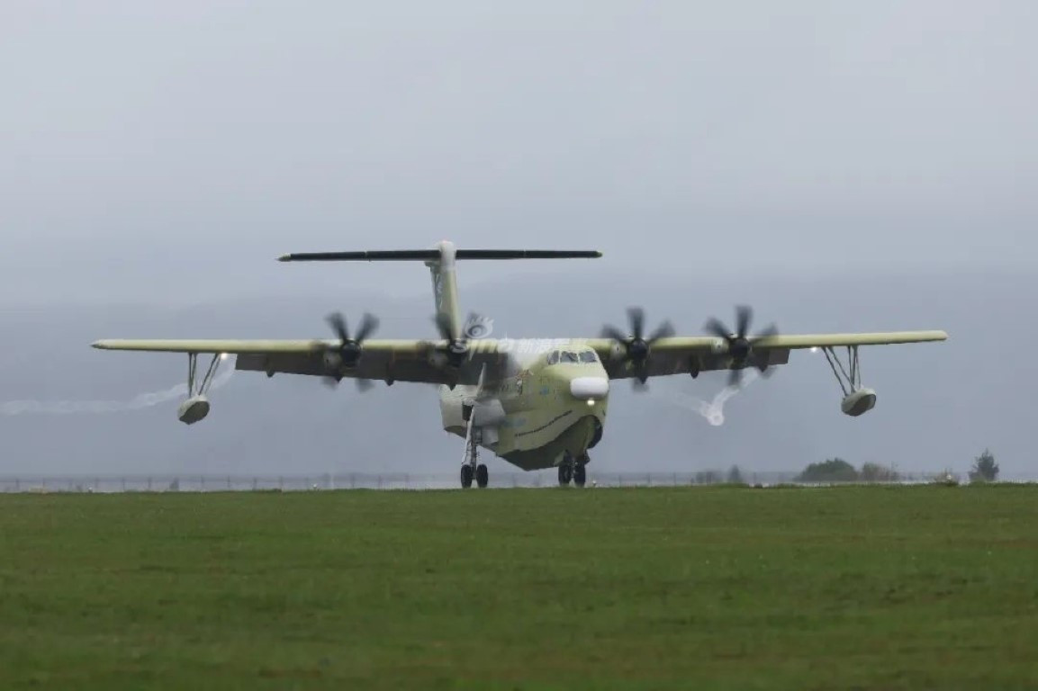 Việc phát triển thủy phi cơ AG600 của Trung Quốc không chỉ giúp nước này có một "con bài tẩy" cho lực lượng không quân hải quân, mà còn có thể giúp ích cho việc xuất khẩu.