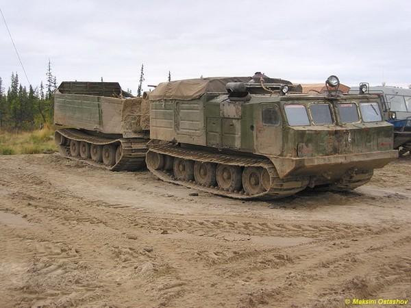 Trước tình hình trên, Quân đội Nga đã tích cực tung vào trận chiến phương tiện vận tải đặc biệt DT-30PM Vezdesusciy, được thiết kế chủ yếu để vận chuyển hàng hóa và binh sĩ trong điều kiện khí hậu khắc nghiệt của vùng Viễn Bắc, Siberia, Viễn Đông.